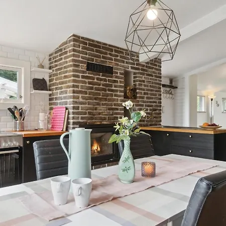 Holiday home Gorgeous In *